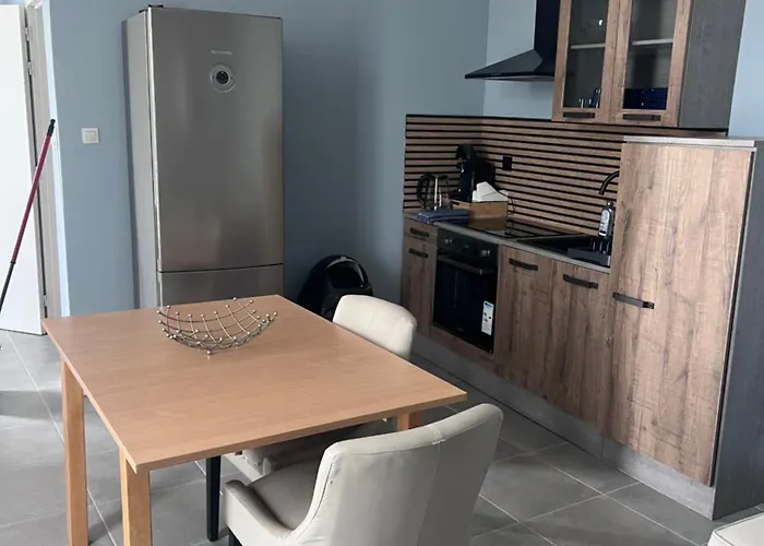 L Echappee Reolaise * 拉雷奥尔